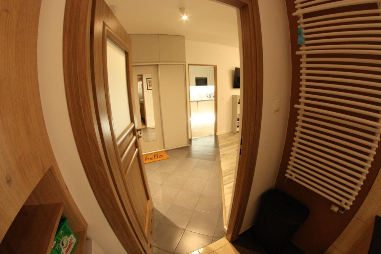 Urban City Apartments Varsovia Exterior foto